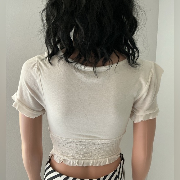 Urban Outfitters Cream Button-Up Smocked Crop Top - Picture 3 of 6